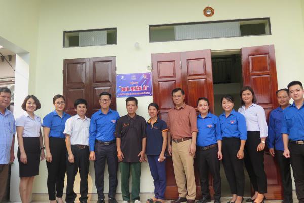 VNPT địa bàn Hà Nam phối hợp tổ chức “Khánh thành, trao tiền hỗ trợ xây dựng nhà Nhân ái” cho gia đình khó khăn trên địa bàn huyện Thanh Liêm